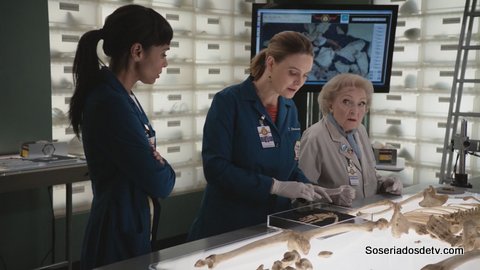 Bones The Carpals In The Coy-Wolves 11x04 s11e04