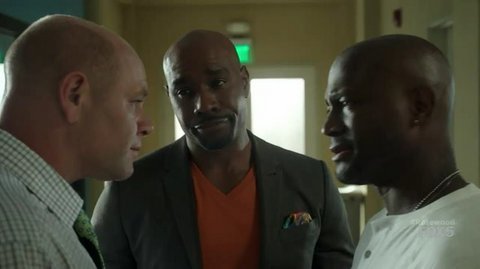 Rosewood: Fashionistas and Fasciitis (1x09)