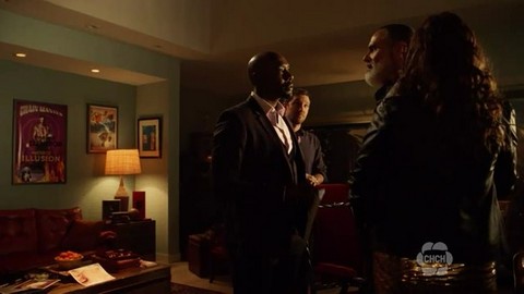 Rosewood: Asphyxiation & Aces (2x12)